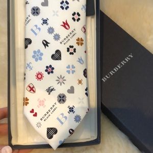 Burberry black label tie